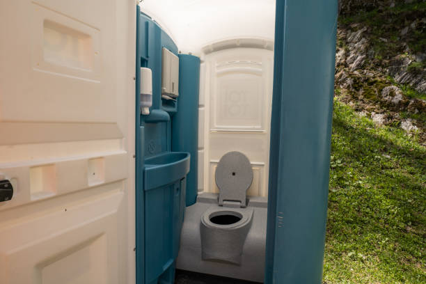 Professional porta potty rental in Quinnipiac University, CT